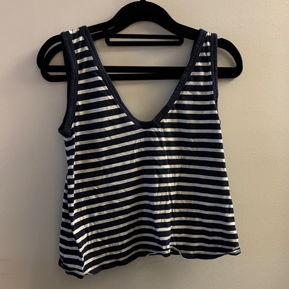 Everlane Tops - Cropped Everlane Striped Navy and White Women's Top